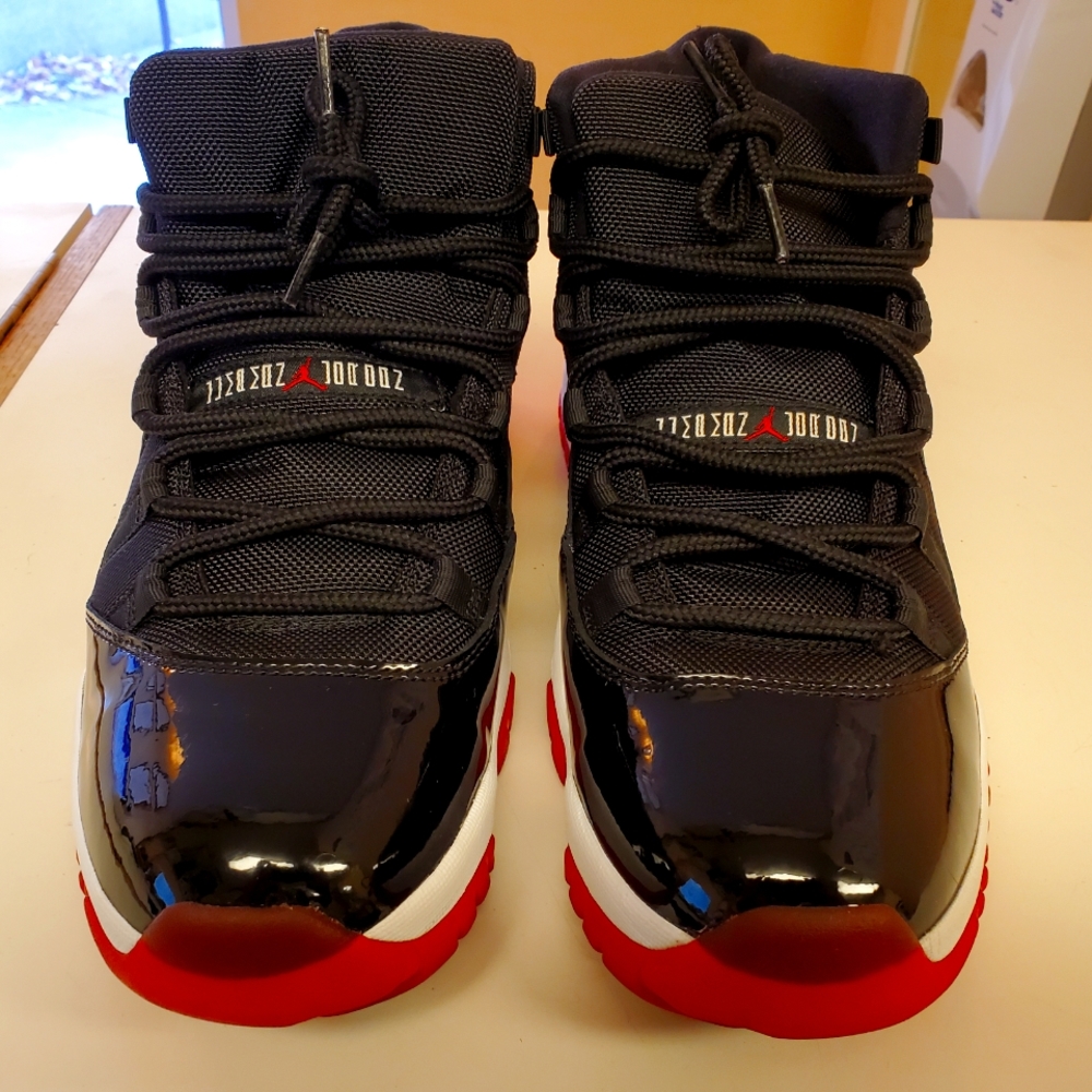 Nike Air Jordan Retro 11 'Bred'